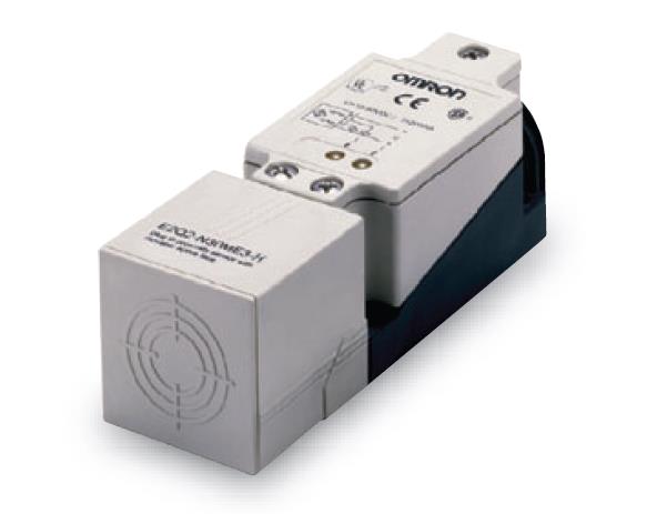 E2Q2-N30MF3-G控制输出1：继电器输出
欧姆龙方型接近传感器