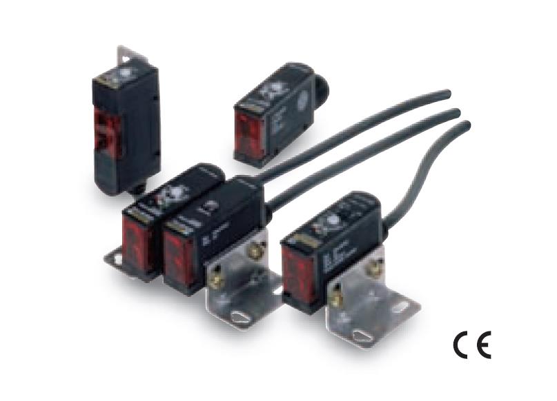 光电开关E3S-AD33 2M适用于工业用变频器、伺服驱动器等的电源通电以及电机等的电源开关
