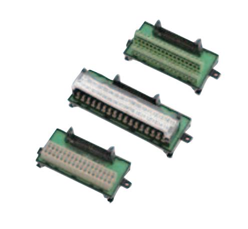 备有可进行中继使用的压接型插头（ XG4E）
欧姆龙XW2R-E34G-C2连接器端子台转换单元